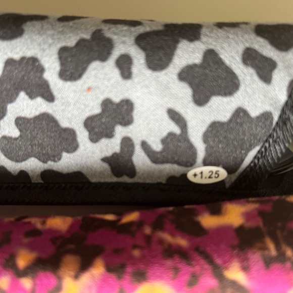 Readers 4 pair x1.25 - Picture 3 of 7